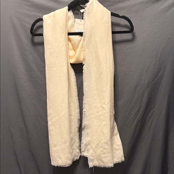 Lauren Conrad Soft Cream Wrap Scarf - Picture 1 of 6